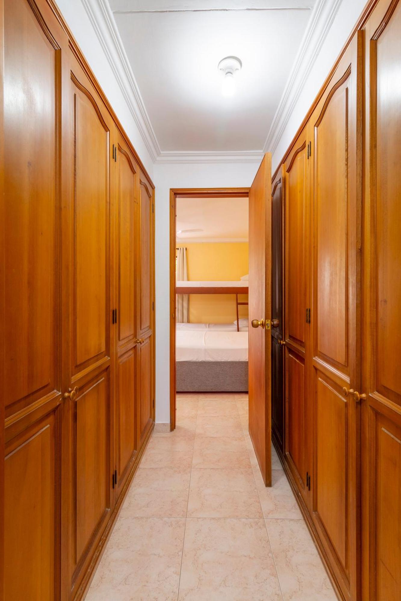 Hostal Cartagonova - Habitaciones Privadas Y Amplias Cerca A Zonas Turisticas Cartagena Exterior foto
