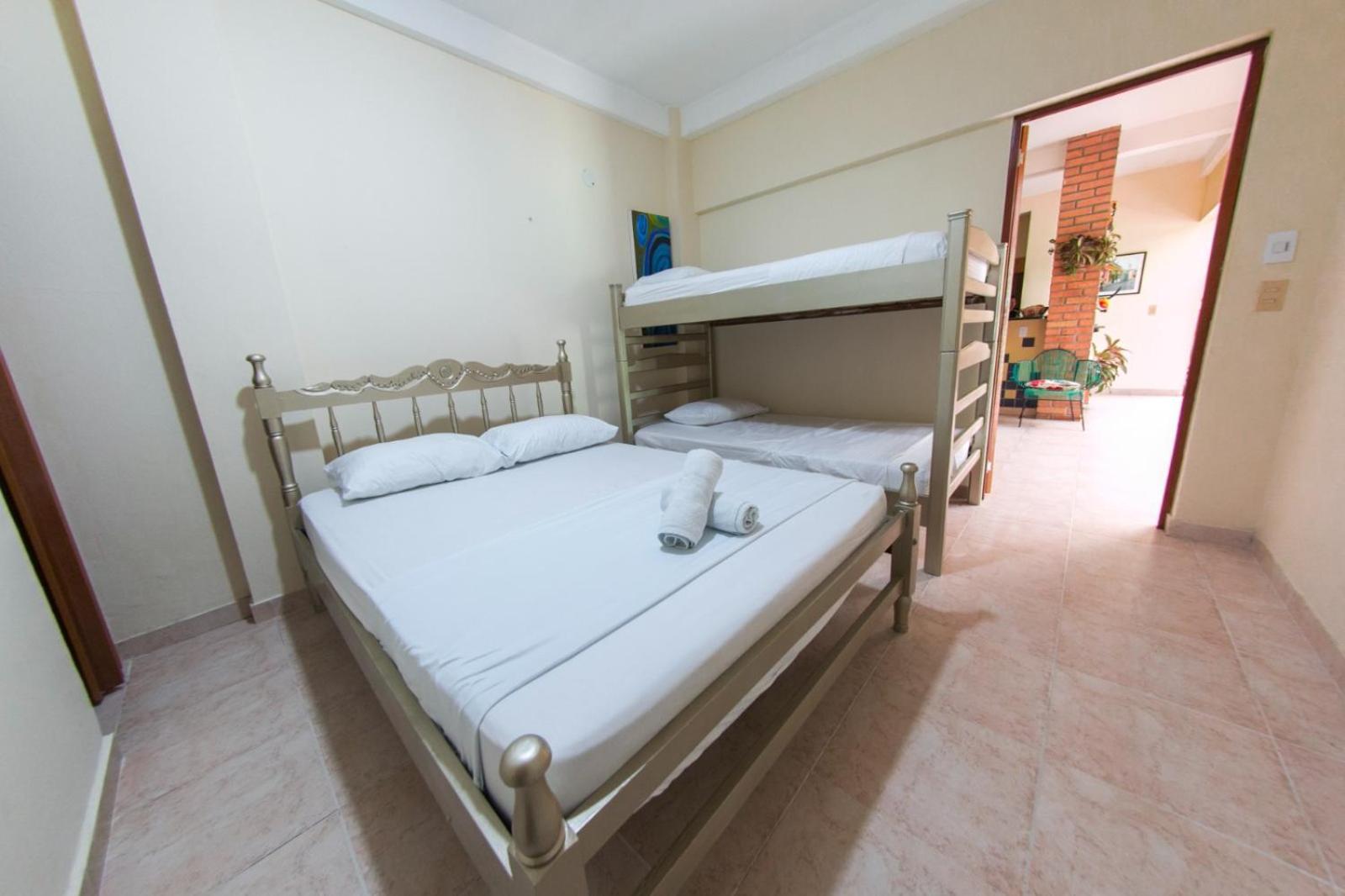 Hostal Cartagonova - Habitaciones Privadas Y Amplias Cerca A Zonas Turisticas Cartagena Cameră foto